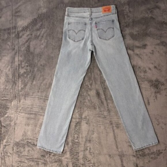 Levi’s Women’s Light Wash Skinny Jeans W28 L30 (act. 27x29.25) - Picture 8 of 10